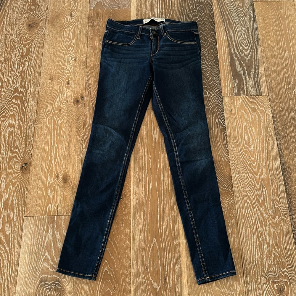 *EUC* ABERCROMBIE & FITCH Jeggings. Size 2R, 26.